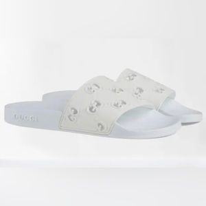 Gucci Women's White Rubber Pursuit GG Slide Sandals Size 9.5US I 40EU Authentic